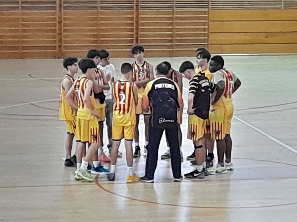 Anem de més a menys