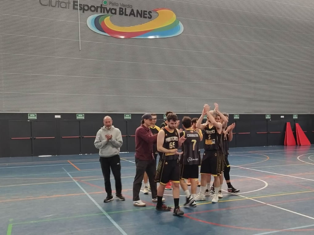 Partit dur entre vells coneguts