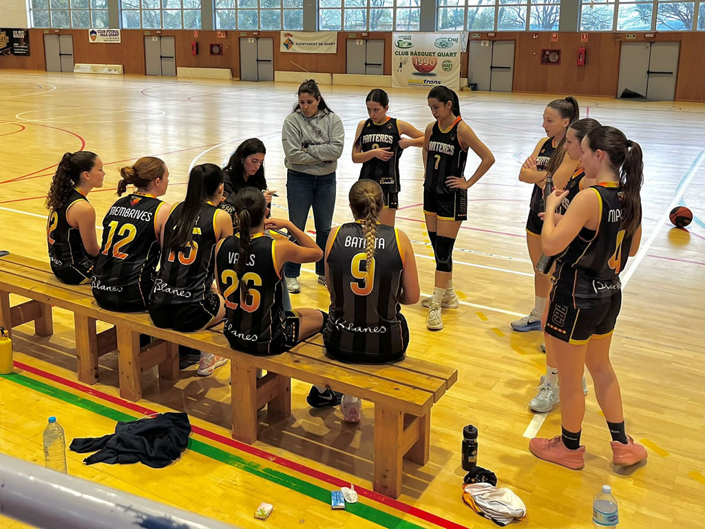 Quan va despertar, el dinosaure encara era allà