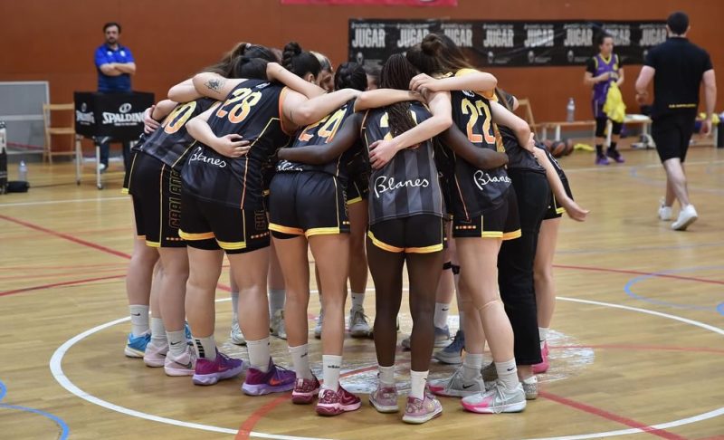 Primer equip femení