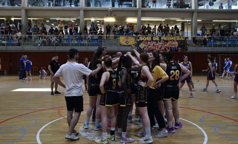 Primer equip femení