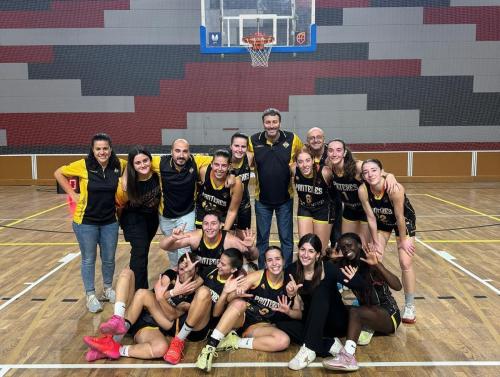 Primer equip femení