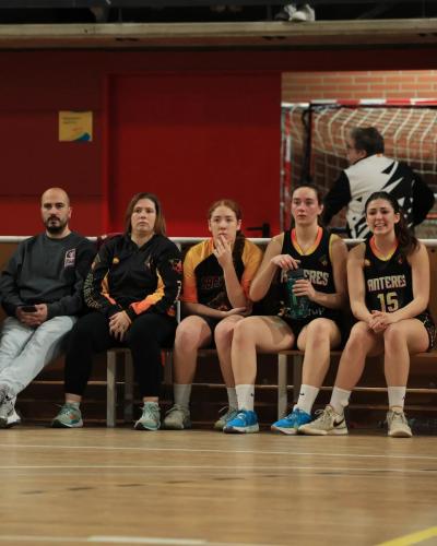 Primer equip femení