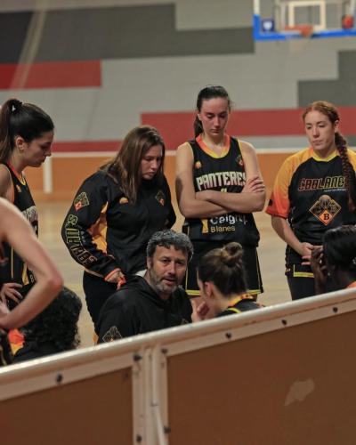 Primer equip femení