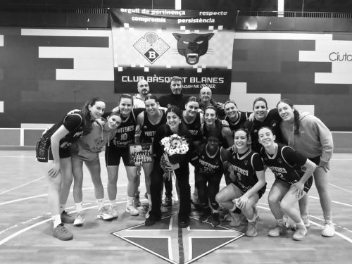 Primer equip femení