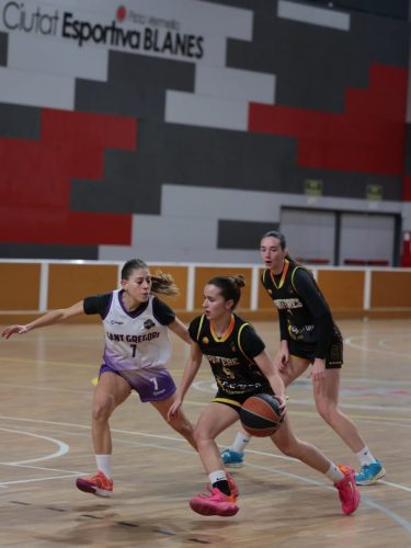 Primer equip femení
