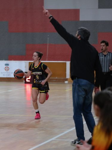 Primer equip femení