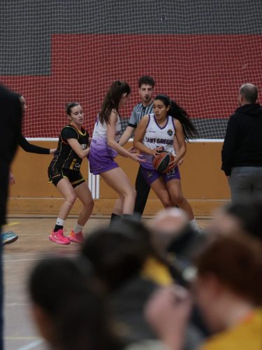 Primer equip femení